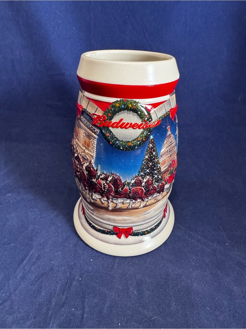 Budweiser Christmas Holiday Stein 2001 "Holiday at the Capital" Mug Clysedales